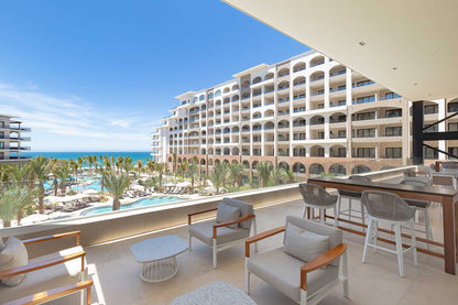 Deluxe Studio Pool View